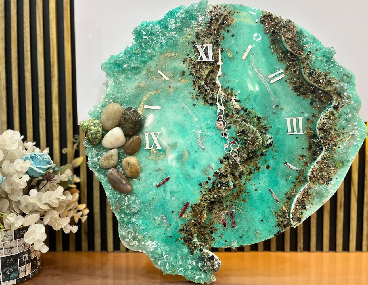 Seashore Resin Clock